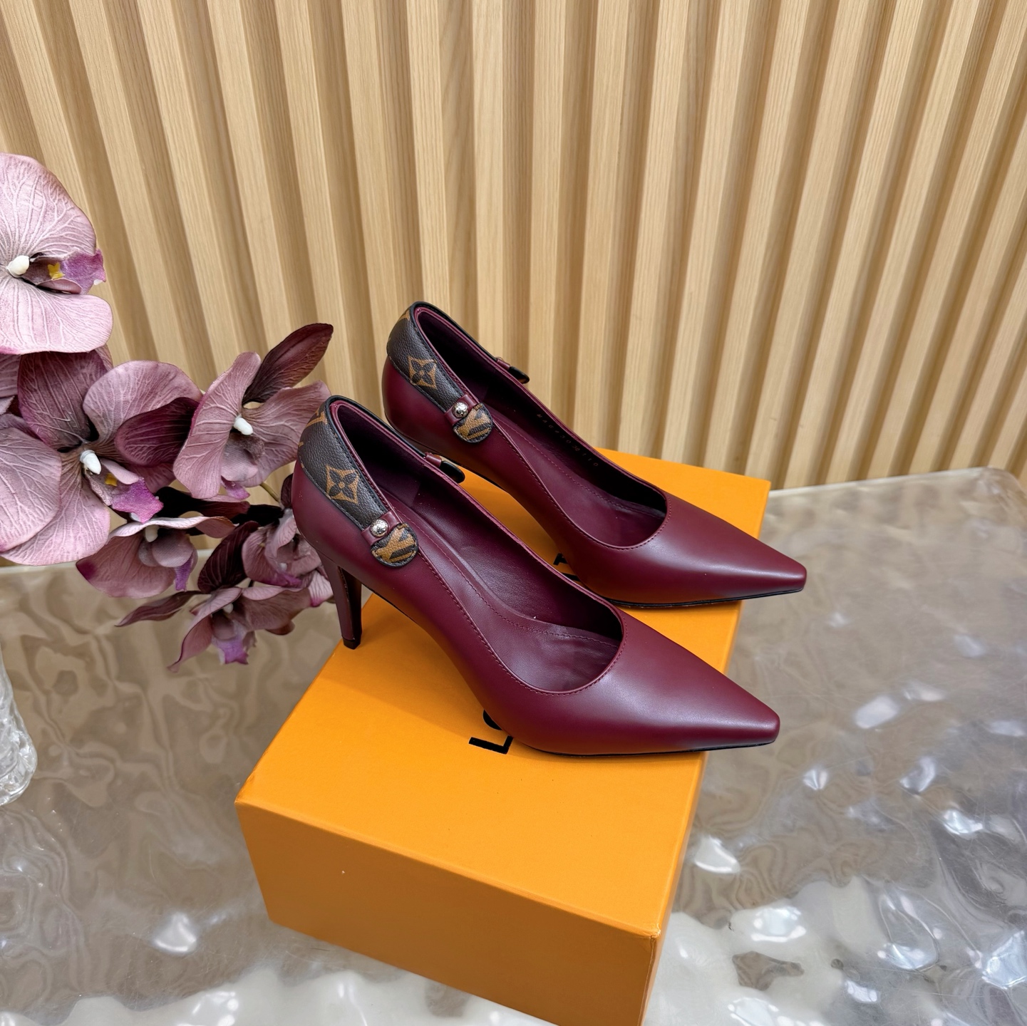 Women's high heels